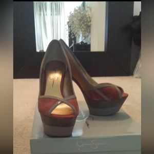 NEW Jessica Simpson Platform Pumps